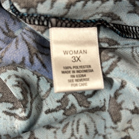 Roz & Ali Blue Sleeveless Top/Blouse Rhinestone Look At Neckline Size 3X - Picture 9 of 11